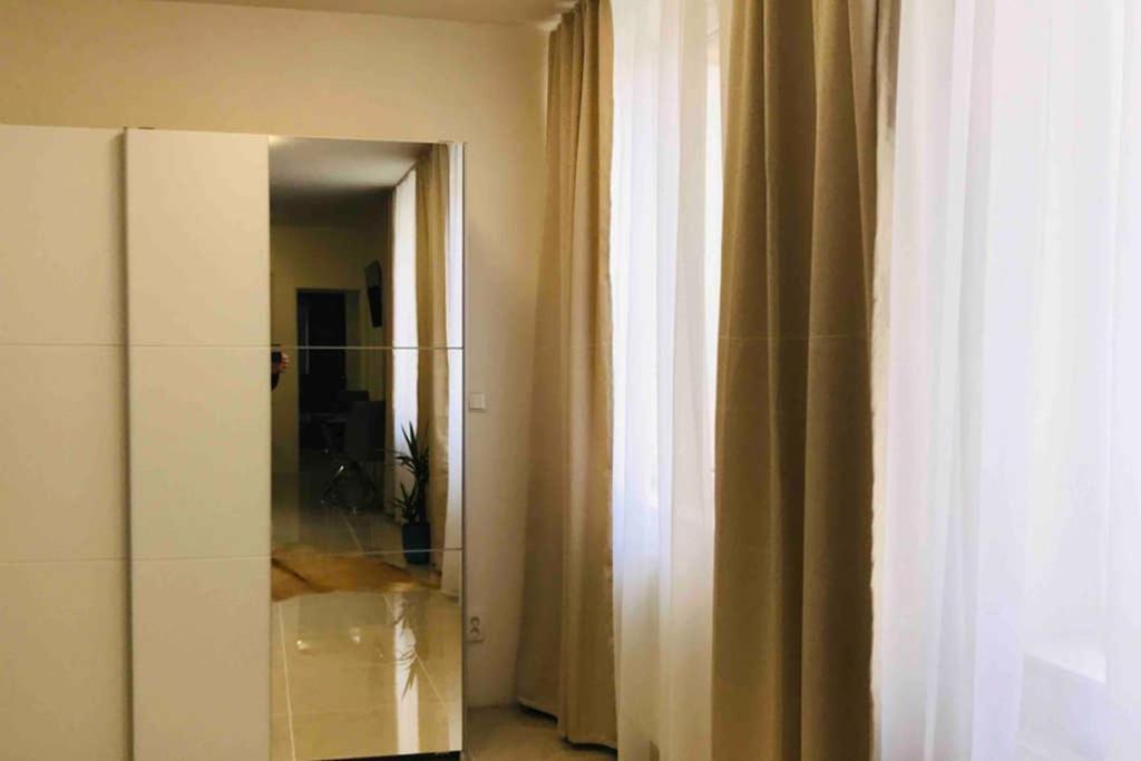 Apartment Right In The Center Of Brno Exteriör bild